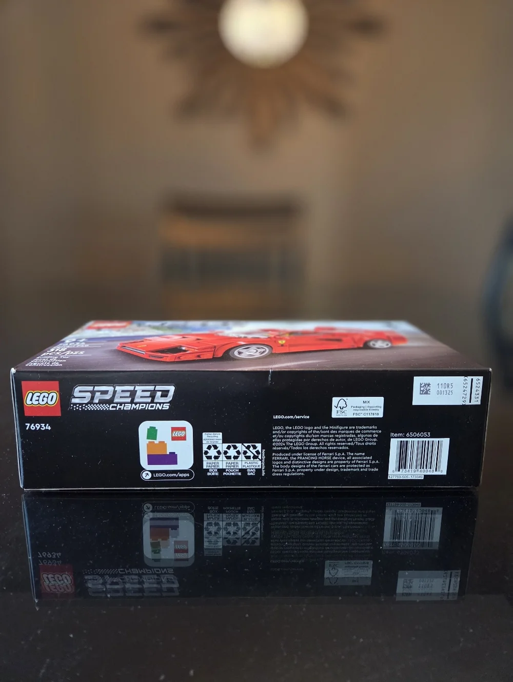 LEGO Speed Champions Ferrari F40 - Red - Picture 5 of 6